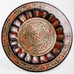 Тарелка настенная, 50 см, мелкие цветы, черн арт.70-0335